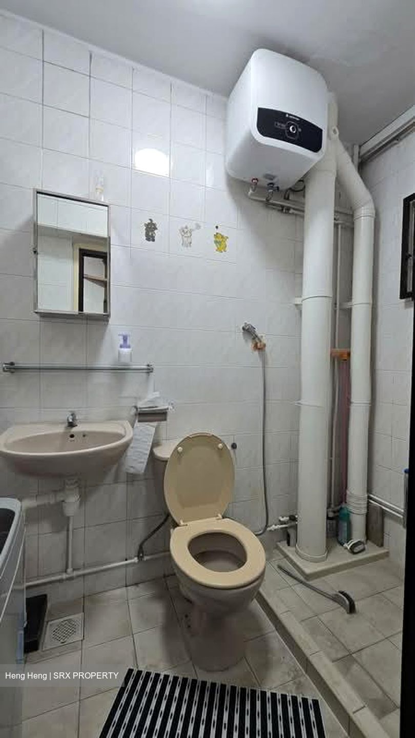 Blk 109 Rivervale Court (Sengkang), HDB 5 Rooms #593003161